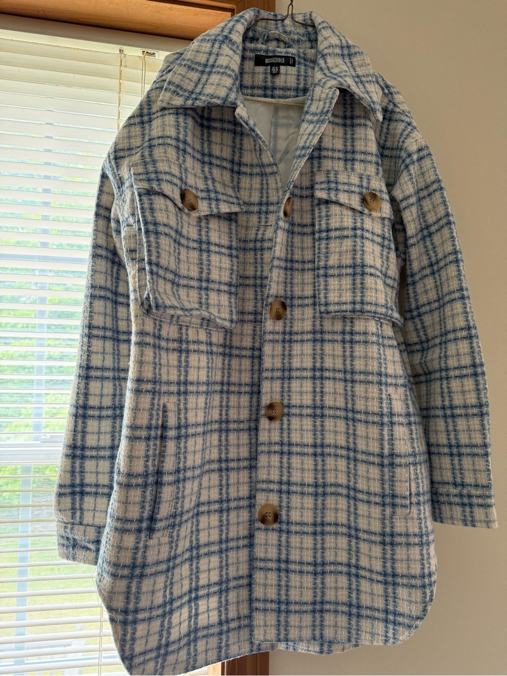 Missguided Women’s Blue and Cream Plaid Utility Shacket Jacket
